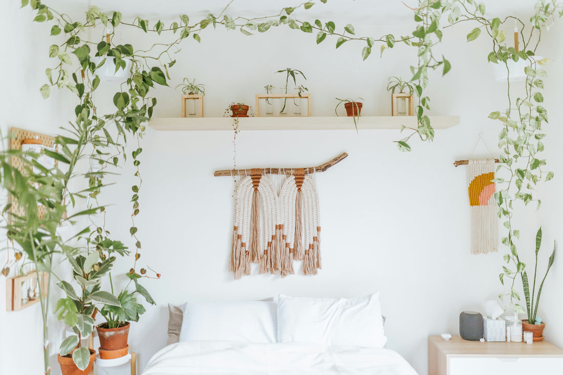 Décoration de chambre : quel macramé pour habiller une tête de lit ?