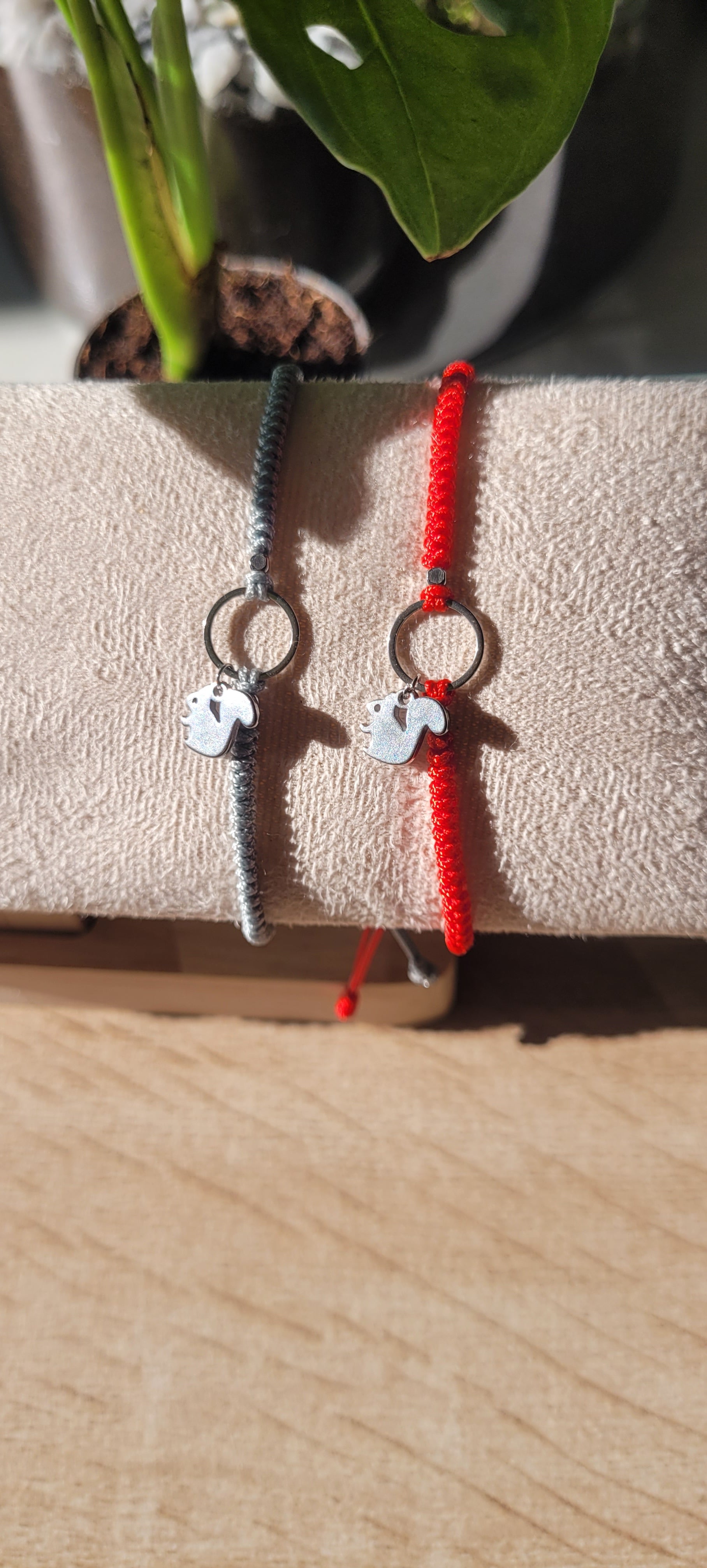 Bracelet Squirell en micro-macramé