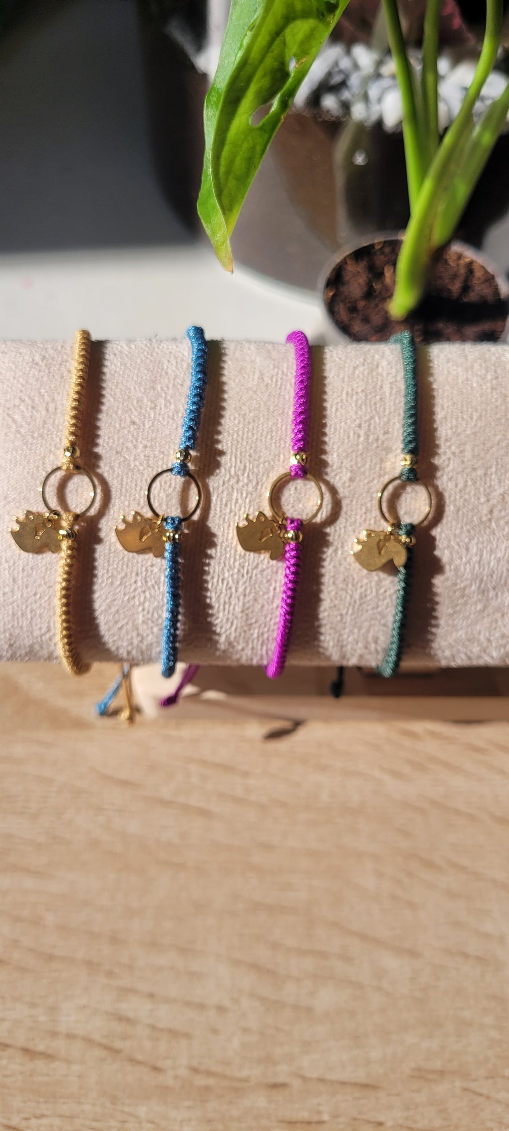 Bracelet en micro-macramé Squirell